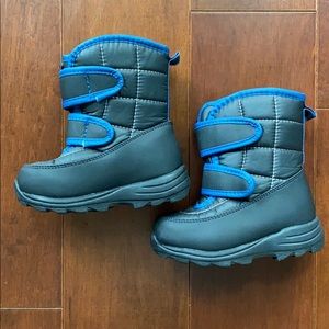 Little Boy Snow Boots Size 5/6